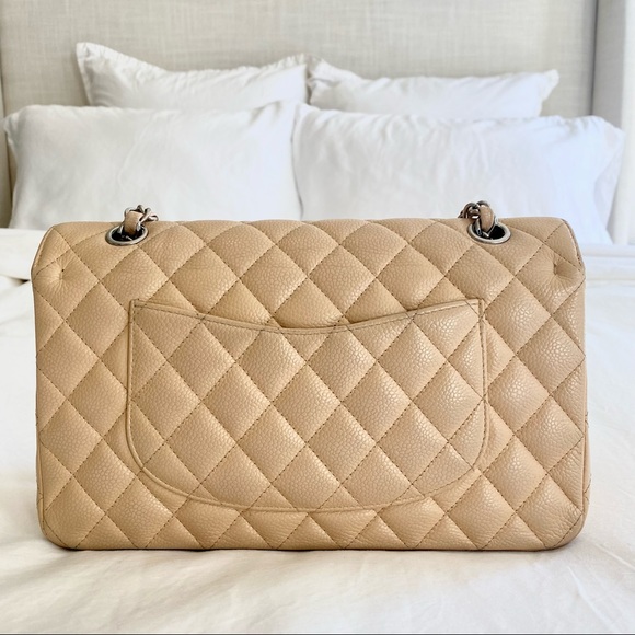 Chanel Beige Classic Medium Double Flap Bag - Picture 3 of 16